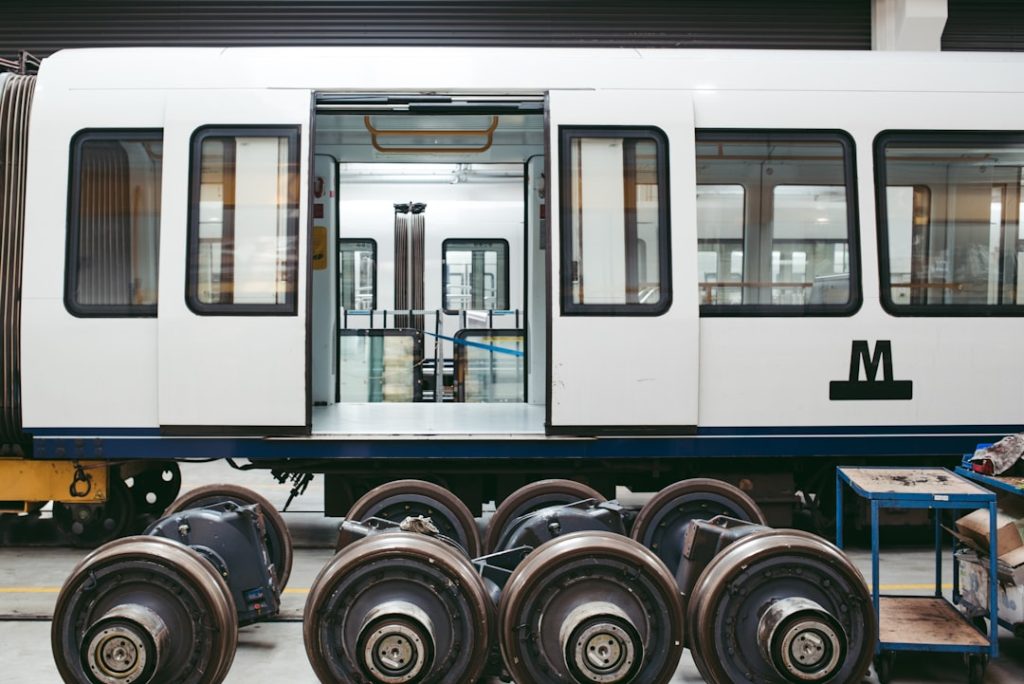 assurez la longévité de vos équipements grâce à nos services de maintenance professionnelle. nous offrons des solutions personnalisées pour prévenir les pannes et optimiser les performances de votre matériel.