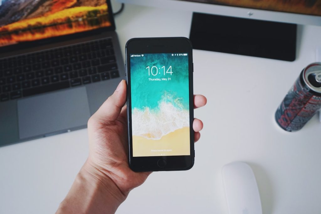 découvrez amv pro, la solution incontournable pour les professionnels de l'audiovisuel. optimisez vos projets avec des outils avancés et une technologie de pointe. rejoignez une communauté d'experts pour améliorer vos compétences et transformer vos idées en réalité.