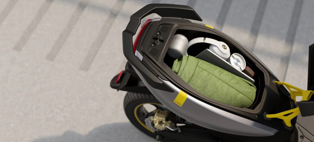 découvrez notre sélection de trottinettes électriques, alliant performance, autonomie et design moderne. profitez d'une mobilité écologique et économique en parcourant la ville en toute liberté.