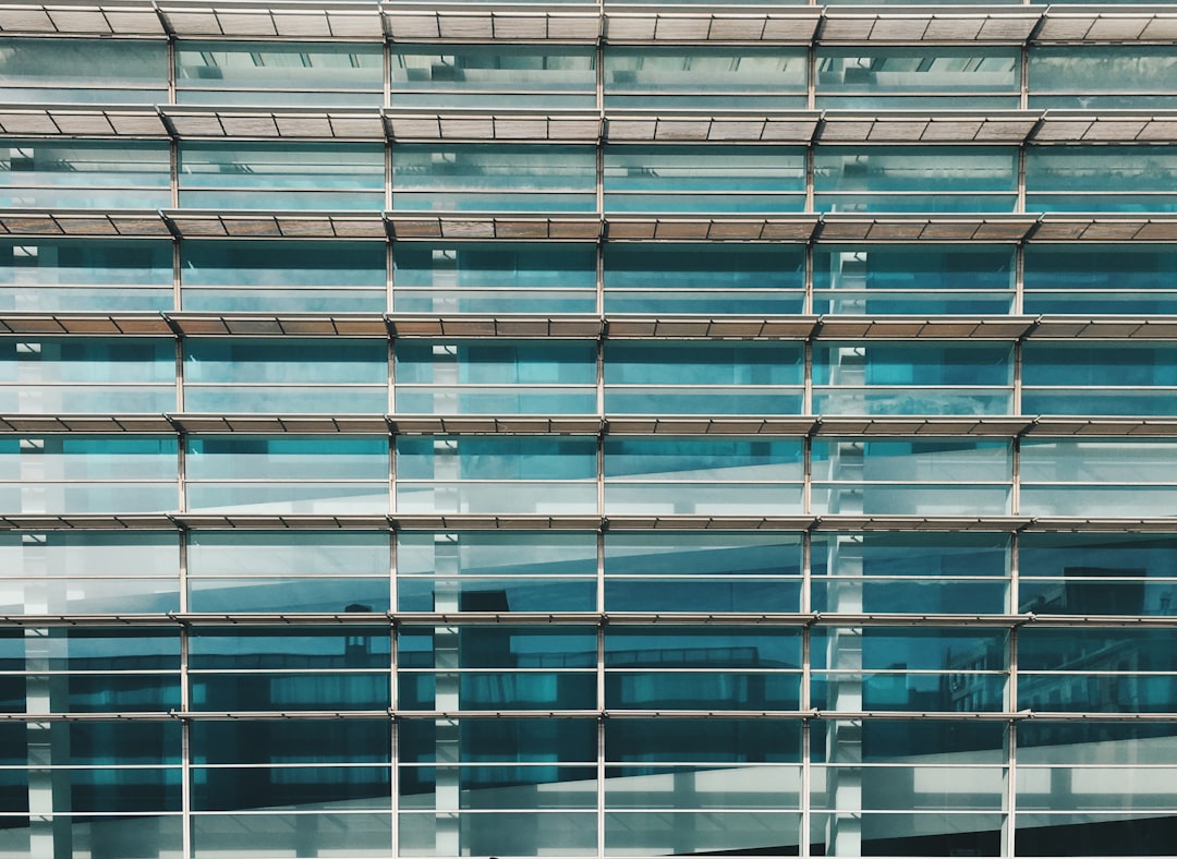 découvrez les avantages et les spécificités de la norme euro 5+, une avancée majeure en matière de réduction des émissions polluantes pour les véhicules. informez-vous sur les critères d'éligibilité et l'impact positif sur l'environnement.