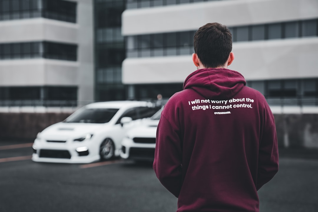 obtenez des devis d'assurance personnalisés en quelques clics. comparez les offres des meilleurs assureurs pour trouver la couverture qui vous convient le mieux. ne laissez pas le hasard décider de votre sécurité, faites le choix éclairé aujourd'hui !