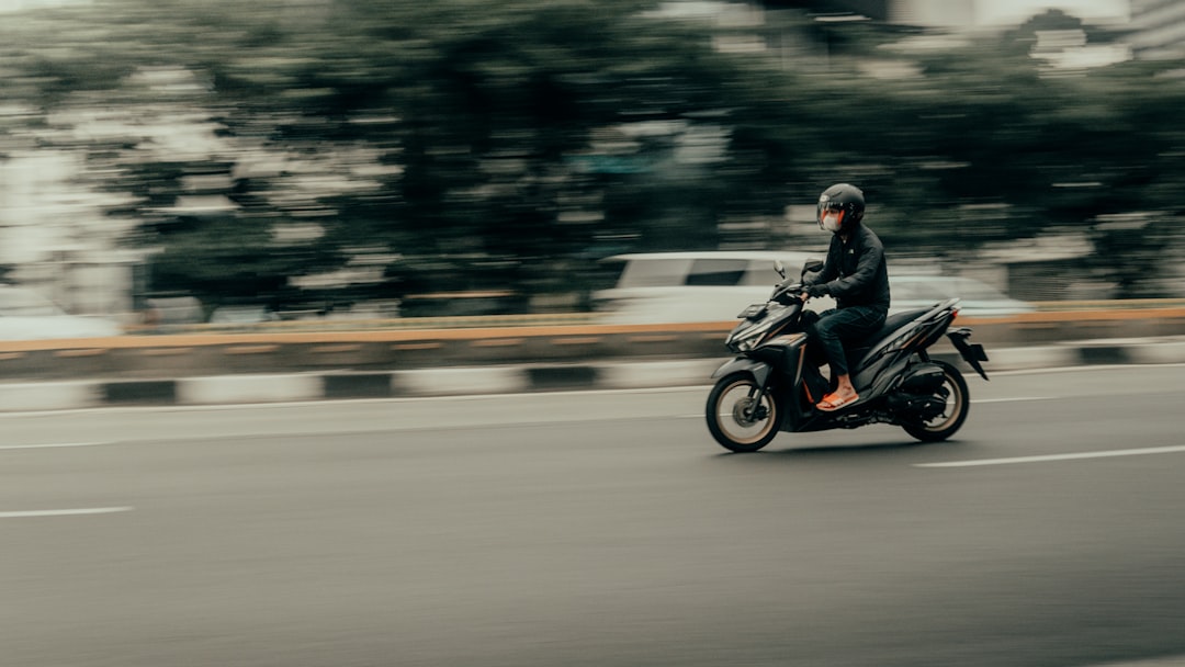 découvrez les meilleures options d'assurance pour motos, adaptées à vos besoins et à votre budget. protégez votre véhicule et roulez en toute sérénité grâce à notre guide complet sur l'assurance moto.