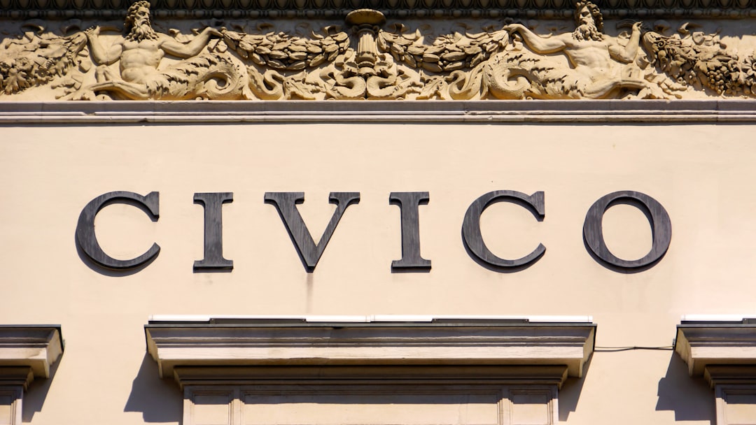 clavel insurance vous offre des solutions d'assurance sur mesure adaptées à vos besoins, alliant protection de vos biens et tranquillité d'esprit. découvrez notre expertise et nos services personnalisés pour vous accompagner au quotidien.