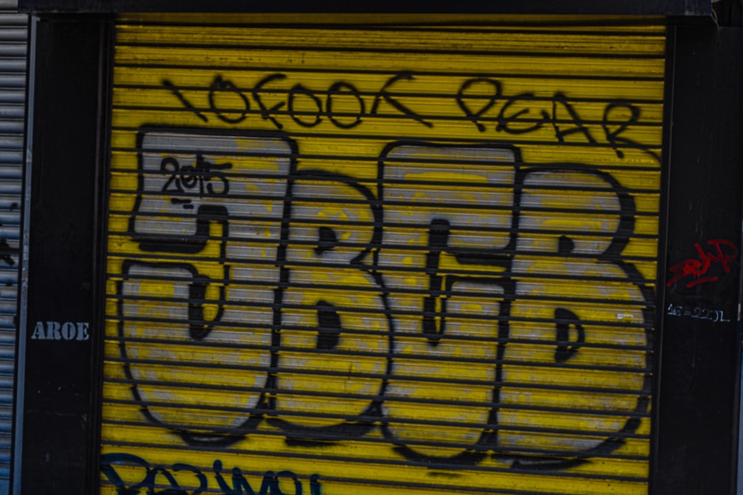 découvrez go2roues, votre destination incontournable pour tout ce qui concerne les deux roues. que vous soyez passionné de motos ou de scooters, nous proposons un large choix de modèles, d'accessoires et de services pour satisfaire toutes vos envies de liberté sur la route.