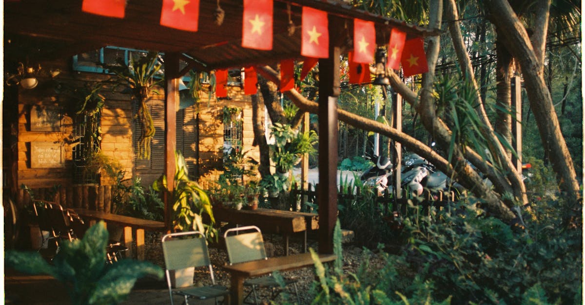 protégez votre moto avec une assurance spécialisée qui couvre vos besoins spécifiques. obtenez des devis personnalisés, des options de couverture variées et roulez l'esprit tranquille grâce à une assurance moto fiable et adaptée à votre style de vie.